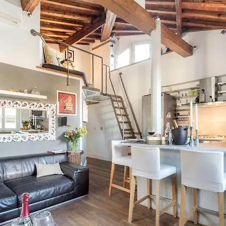 Romantic View 公寓 *